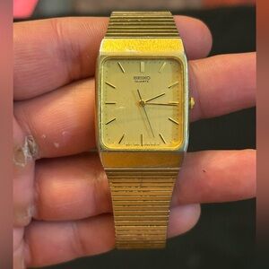 SEIKO SX 5Y95-5000 Gold Tank Square Men Quartz Watch *Not Running*